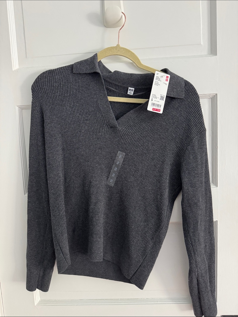 Uniqlo Charcoal Ribbed Polo V-Neck Sweater